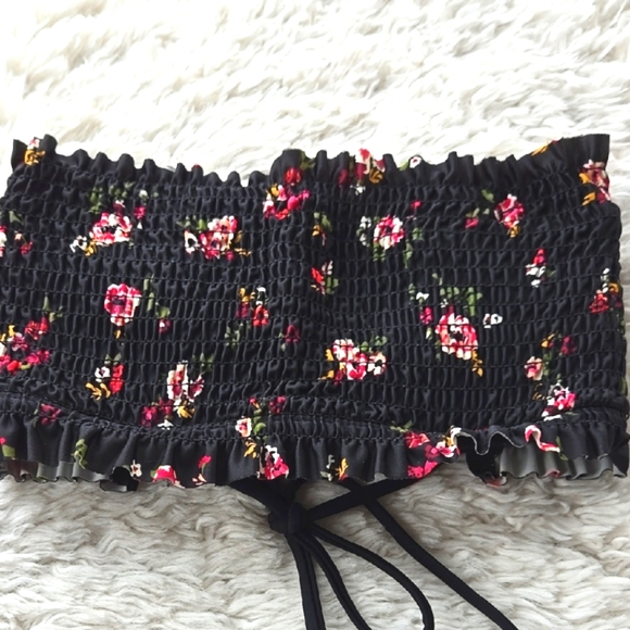 Ruched Roses Corset-style Bandeau Bikini Top Medium - Picture 4 of 8